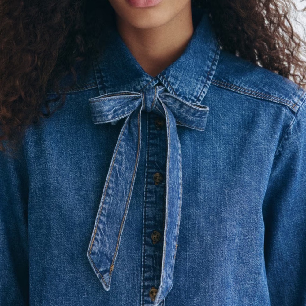 Blue Denim Blouse with Tie. - Picture 2 of 7